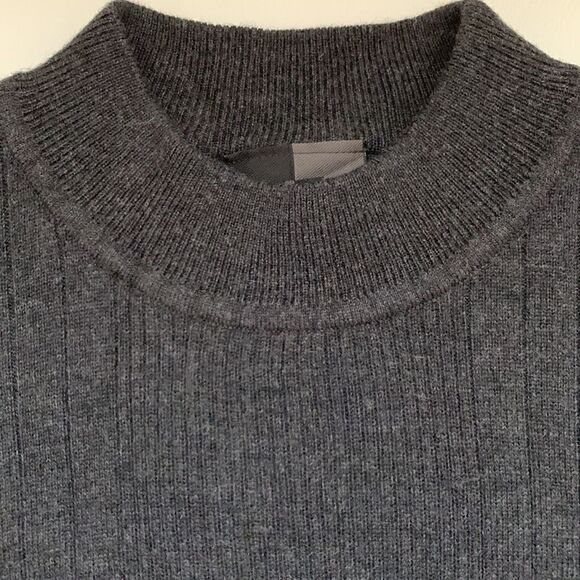 J.Ferrar Gray Merino Wool Sweater Size XL - Picture 3 of 9